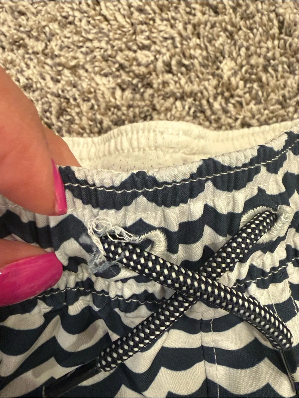 Abercrombie Kids Swim Trunks Boys Size 15/16 Blue White Wave Print Mesh Lined